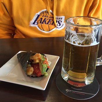 Mama M Sushi - Happy hand roll - Japanese Near Me - Pasadena, California