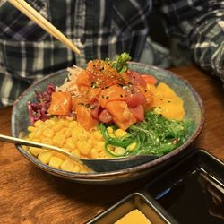 P1. House Special Poke Bowl / 本楼鱼生盖饭