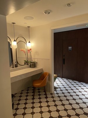 Lady Slipper by null