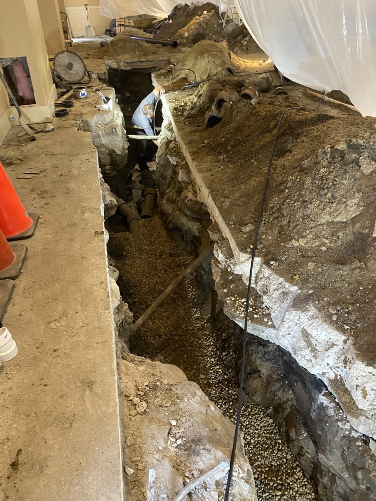 Slide of Chicago Drain Tech