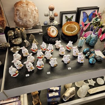 Briella Crystals - Pig - Spiritual Shop Near Me - Woodland Hills, California Briella Crystals - Pig - Spiritual Shop Near Me - Woodland Hills, California