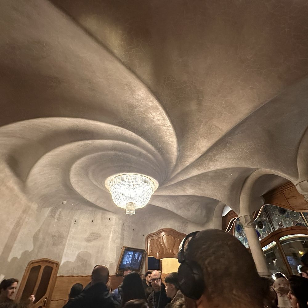 Casa Batlló - Landmarks & Historical Buildings Near Me - Barcelona, B Casa Batlló - Landmarks & Historical Buildings Near Me - Barcelona, B