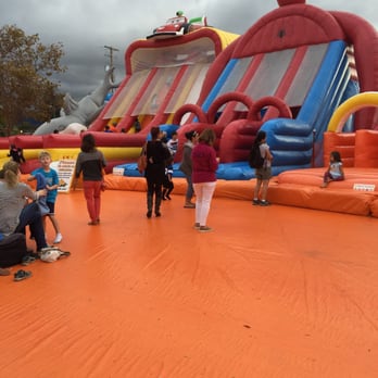 ABC Tree Farms - Slides and more slides - Pumpkin Patches Near Me - San Jose, California