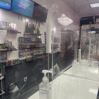 Luxe Nail Bar - Masks are required right now with covid and they have he dividers too. - Nail Salons Near Me - Henderson, Nevada Luxe Nail Bar - Masks are required right now with covid and they have he dividers too. - Nail Salons Near Me - Henderson, Nevada