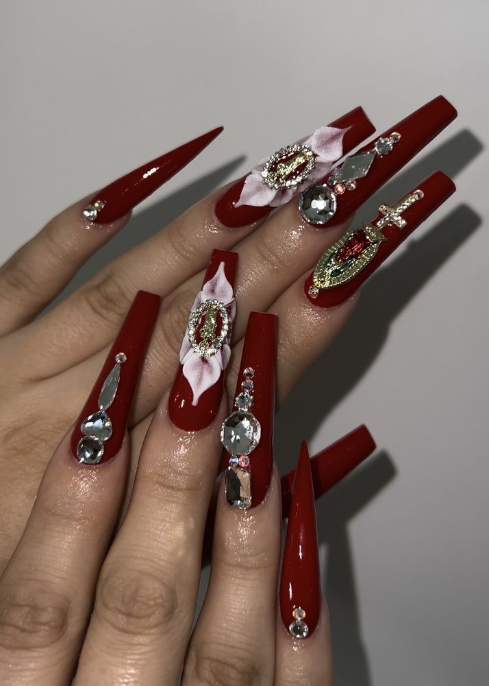 Trusted Nail Spa Logo