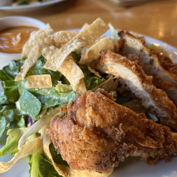 Two Penguins Tap & Grill - Crispy Thai Chicken Salad - Beer Gardens Near Me - Centennial, Colorado