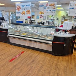 Ramey's Supervalue - Hot bar...looking good?
