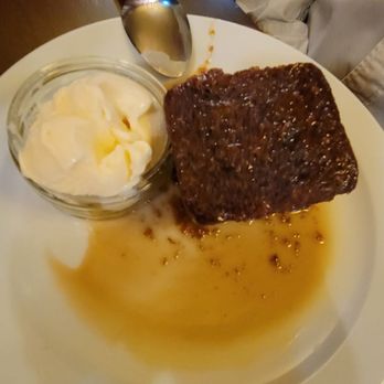 Green Tree - Hot caramel pudding, which is really more cakey, and vanilla ice cream. - Pubs Near Me