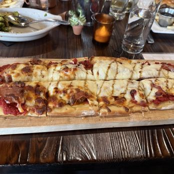 Nosh Wine Lounge - Flatbread - Wine Bars Near Me - Omaha, Nebraska Nosh Wine Lounge - Flatbread - Wine Bars Near Me - Omaha, Nebraska