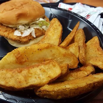 KFC - Chicken sandwich was good, but a bit on the small side - Fast Food Near Me - Sioux City, Iowa KFC - Chicken sandwich was good, but a bit on the small side - Fast Food Near Me - Sioux City, Iowa