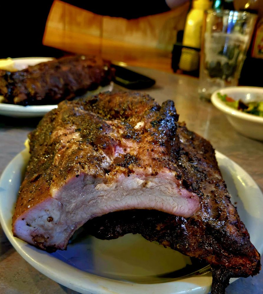 Yella Beak Saloon — Mexican restaurant in Enumclaw