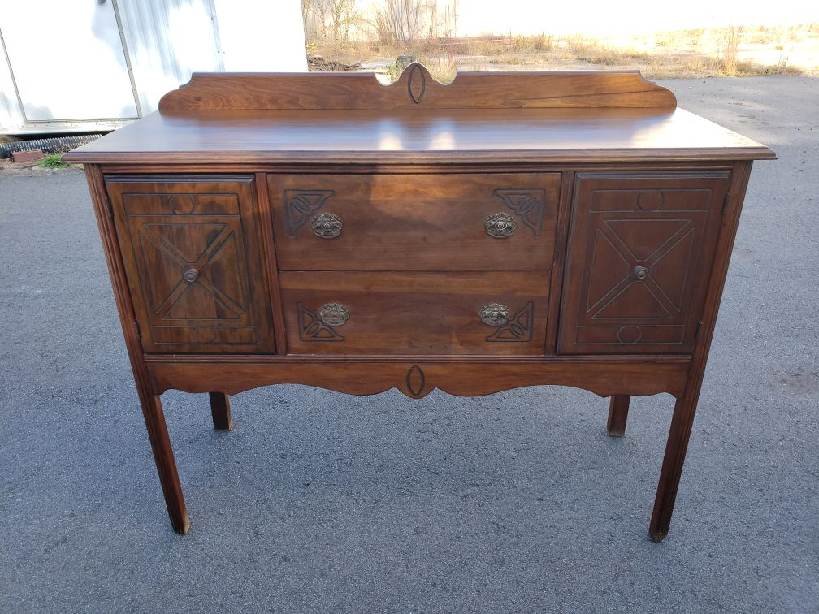 FINDERS KEEPERS ANTIQUES & COLLECTIBLES Updated October 2024 127 W