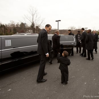 Red Oak Transportation - Limos Near Me - Port Chester, New York Red Oak Transportation - Limos Near Me - Port Chester, New York