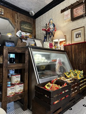 Regina's Grocery - Mulberry by null