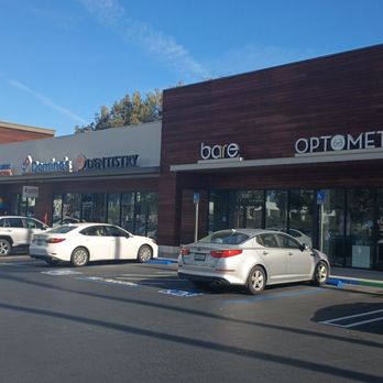 Nice Burger - Exterior of Nice Burger - Desserts Near Me - Irvine, California Nice Burger - Exterior of Nice Burger - Desserts Near Me - Irvine, California