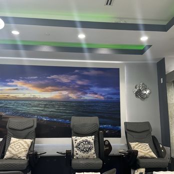 Sunset Nail Lounge - Amazing room, ambience - Nail Salons Near Me - Henderson, Nevada