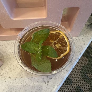 Clockwise Coffee - Peach mint tea - Coffee & Tea Near Me - Yemassee, South Carolina