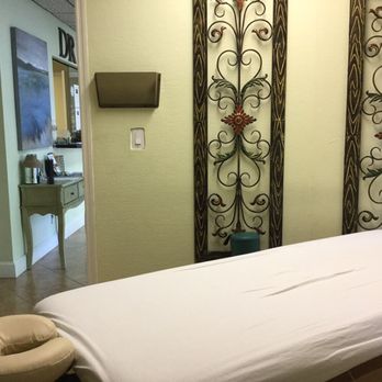 Freedom Chiropractic - Chiropractors Near Me - Delray Beach, Florida Freedom Chiropractic - Chiropractors Near Me - Delray Beach, Florida