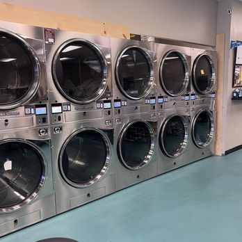 Drop N Dash - Medium size dryers - Laundromat Near Me - Cheyenne, Wyoming Drop N Dash - Medium size dryers - Laundromat Near Me - Cheyenne, Wyoming