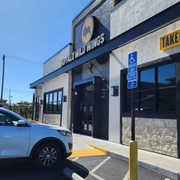 Exterior photo of Buffalo Wild Wings - Elk Grove, California Exterior photo of Buffalo Wild Wings - Elk Grove, California