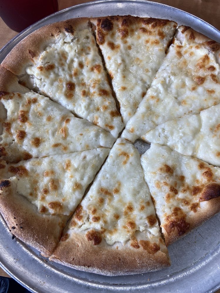 ROSE’S PIZZA Updated July 2024 11 Photos & 27 Reviews 109 Bank St