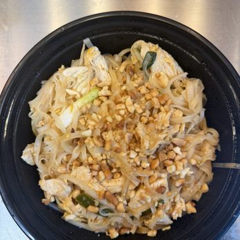 ThaiBowL Restaurant - N1. Pad Thai - Thai Near Me - Watertown, Connecticut
