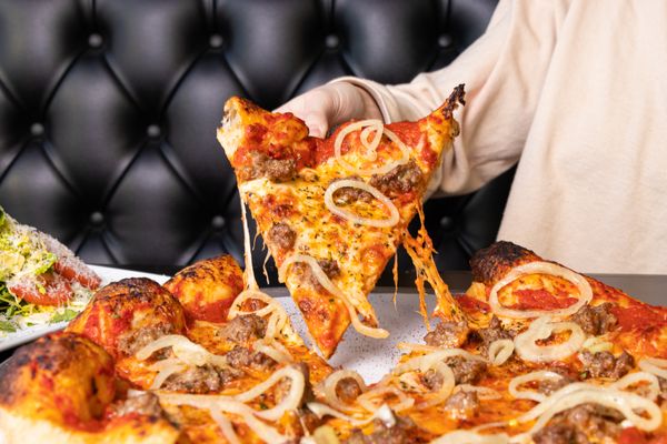 Bob's Pizza by null