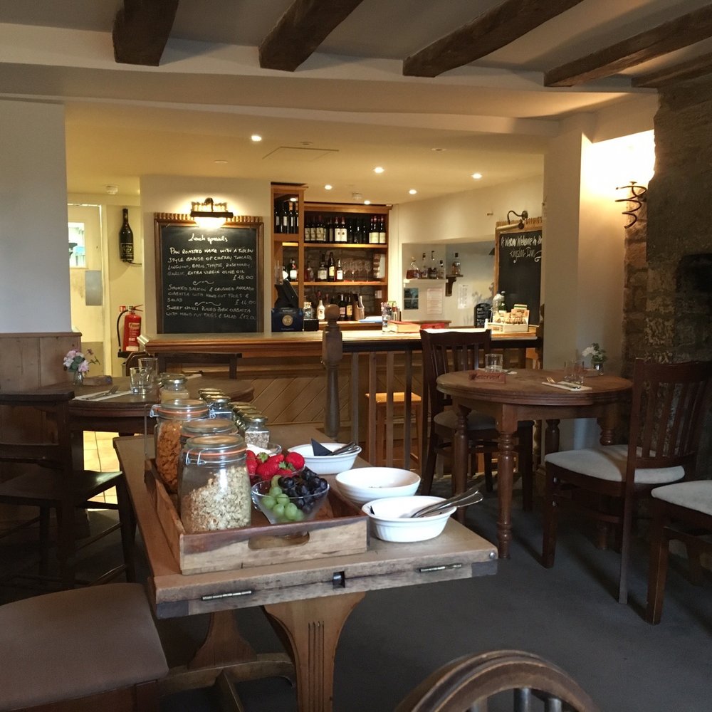 Kingsdon Inn - Restaurant at the Kingsdon Inn. - Pubs Near Me