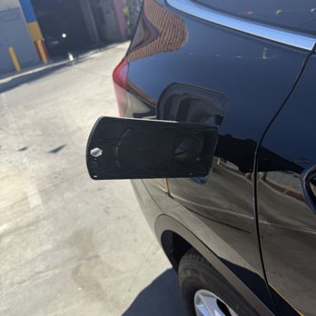 3 2 1  Express Car Wash - Car Wash Near Me - Tarzana, California