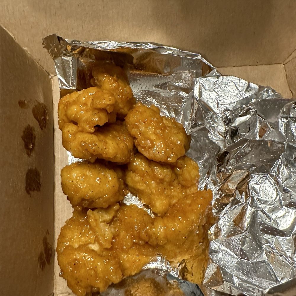 Toppers Pizza - Pizza Near Me - Gurnee, Illinois Toppers Pizza - Pizza Near Me - Gurnee, Illinois