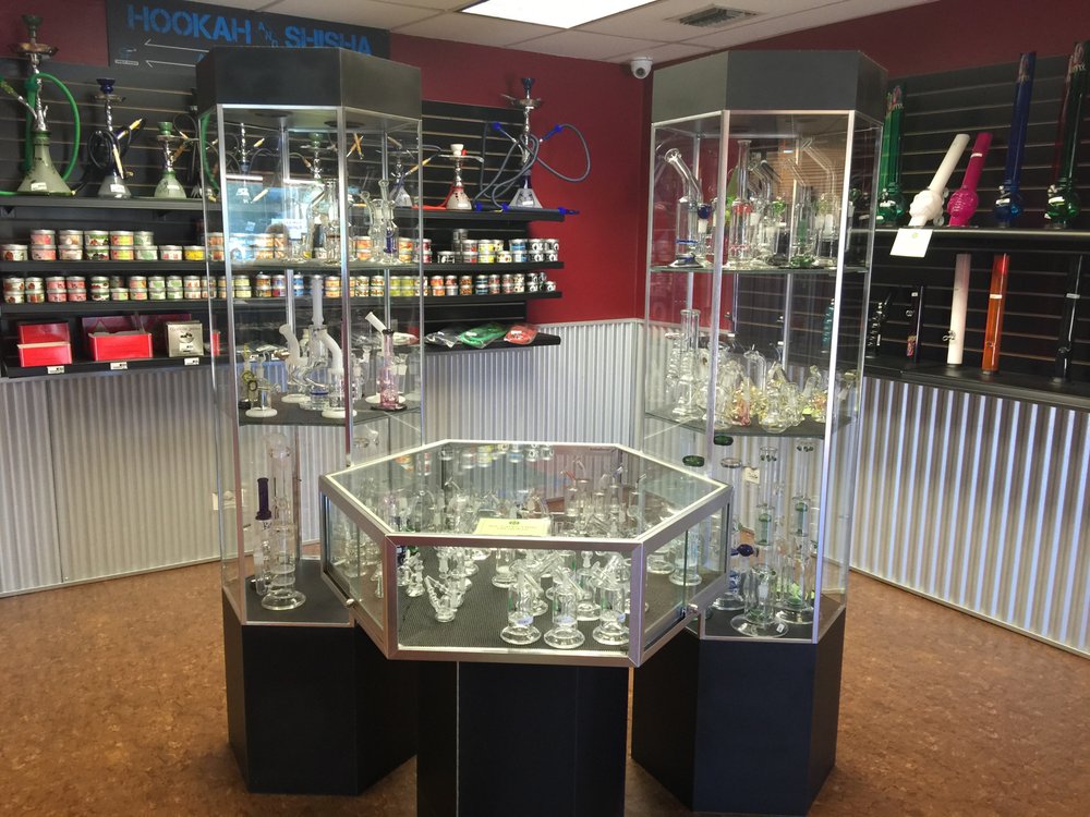 SMOKER FRIENDLY Updated September 2024 12 Photos 1026