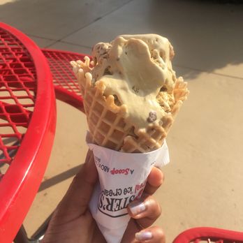 Bruster's Real Ice Cream - Butter Brickle in reg waffle cone - Ice Cream & Frozen Yogurt Near Me - Matthews, North Carolina