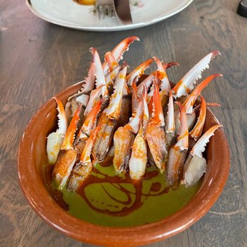 Lenoir - Crab fingers - New American Near Me - Austin, Texas Lenoir - Crab fingers - New American Near Me - Austin, Texas
