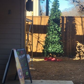 Crystal Springs Hideaway - Burgers Near Me - Fort Worth, Texas