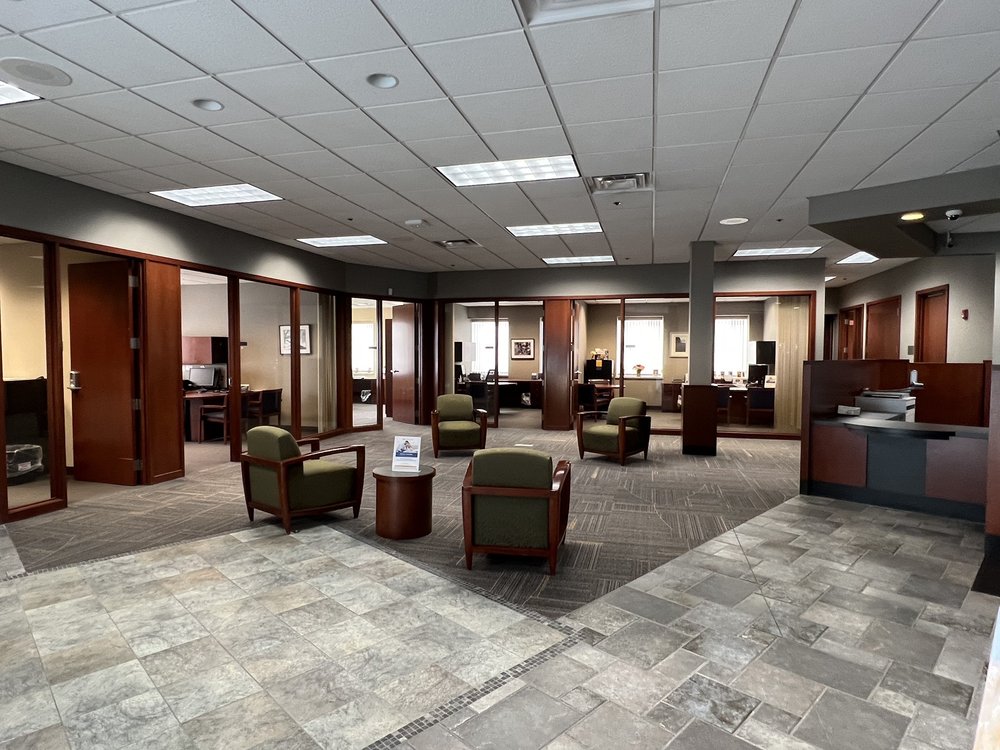 OLD NATIONAL BANK Updated September 2024 1920 Donegal Dr, Woodbury