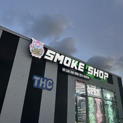 Insane Smoke Shop - front of the store