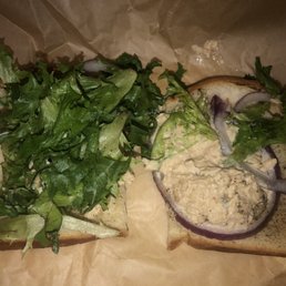 Tuna Sandwich minus tomato
