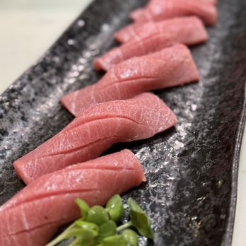Sakura Bistro Tapas & Sake Bar - Chutoro nigiri - Sushi Bars Near Me - Oakland, California