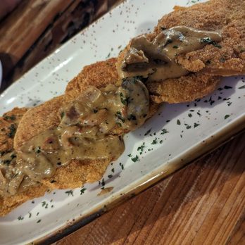 Blue Crab Grill - Seafood Near Me - Laurel, Mississippi