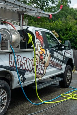 Residential Power Washing - Here at Gallo Bros Power Washing, we take great pride in delivering exceptional power washing services throughout Morris County, NJ. We understand the importance of your property and strive to help you maintain its appearance and value. As a reliable power washing company, we offer a wide range of services to meet your specific needs, including house washing, roof cleaning, concrete cleaning and more.

Our team of highly skilled technicians is equipped with state-of-the-art tools and advanced techniques to provide a comprehensive power washing experience. Using high-pressure washing equipment, we can effectively eliminate dirt, grime, and other stains from various surfaces such as concrete, brick, and siding. Regardless of whether it is a commercial or residential property, we can handle any job, no matter how big or small.