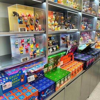 Pop Mart - Display and blind boxes - Toy Stores Near Me - Glendale, California
