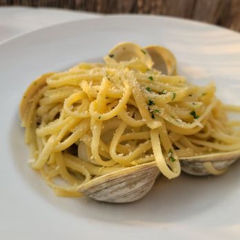 Restaurant at Sunset Beach - Linguine with clams - Seafood Near Me - Shelter Island, New York Restaurant at Sunset Beach - Linguine with clams - Seafood Near Me - Shelter Island, New York
