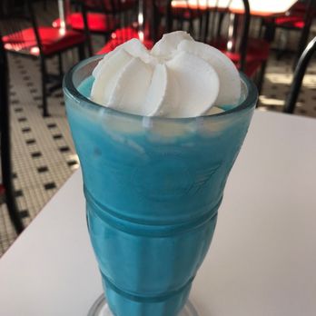 Steak ’n Shake - Cotton Candy Milkshake 9/10 - Burgers Near Me - Miami, Florida Steak ’n Shake - Cotton Candy Milkshake 9/10 - Burgers Near Me - Miami, Florida