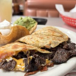 Paco's Tacos