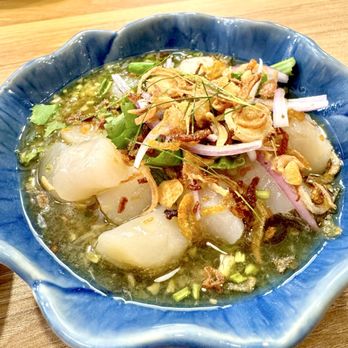 Holy Basil - Fresh scallops - Thai Near Me - Los Angeles, California Holy Basil - Fresh scallops - Thai Near Me - Los Angeles, California