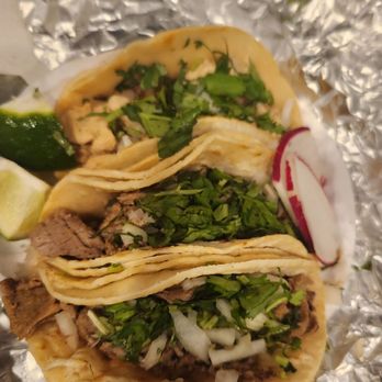 Los Portales - Authentic chicken and steak tacos - Mexican Near Me - Bridgeport, Connecticut Los Portales - Authentic chicken and steak tacos - Mexican Near Me - Bridgeport, Connecticut