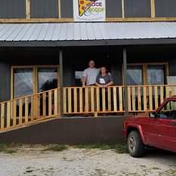 Reds Slice & Scoop - Business owners Chad & Cindy