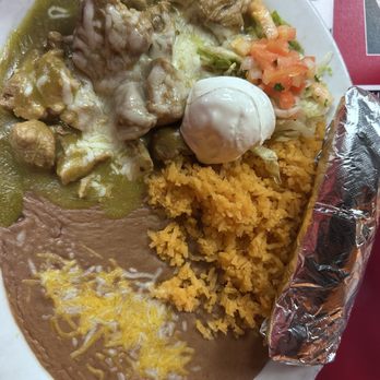 Javis Mexican Grill - Chile Verde plate - Mexican Near Me - Kaneohe, Hawaii