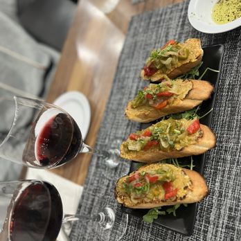 La Siciliana - Bruschetta bella - Italian Near Me - San Pedro, California La Siciliana - Bruschetta bella - Italian Near Me - San Pedro, California