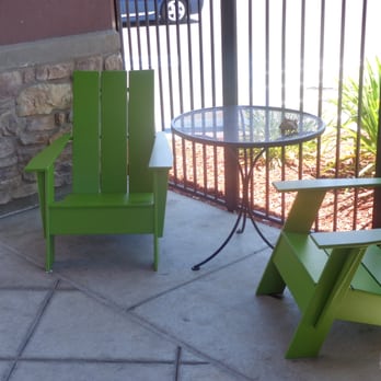 Jamba - There are also 2 tables with umbrellas outside. ... 8/30/14: The left arm of the green chair on the left is now broken. - Juice Bars & Smoothies Near Me - Hayward, California